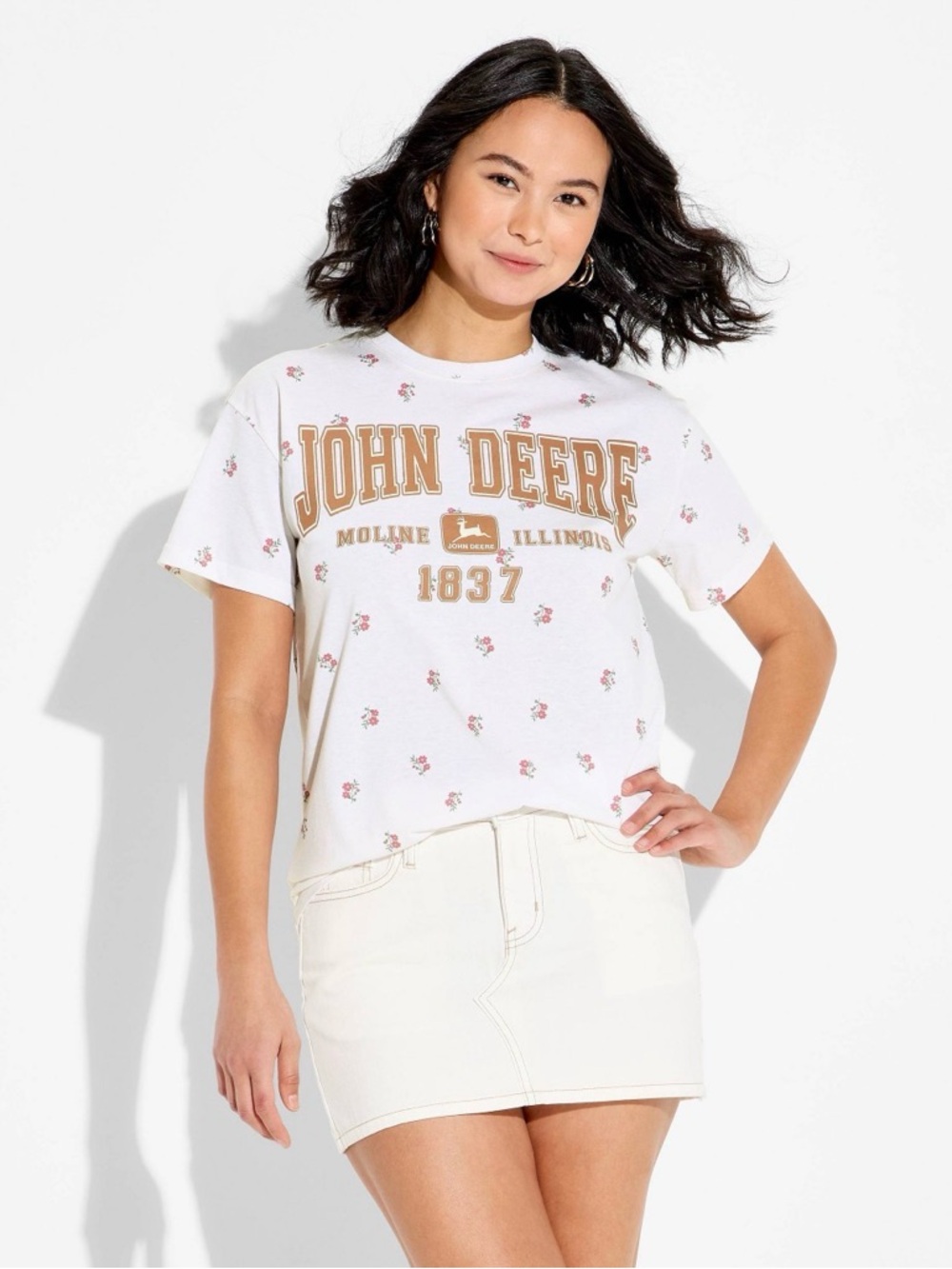 John Deere White Floral Logo Tee - Women's Casual Top NWT szL